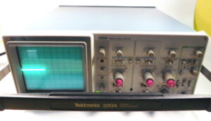 Tektronix 2213A Analog Oscilloscope, 60 MHz, 2-Channel