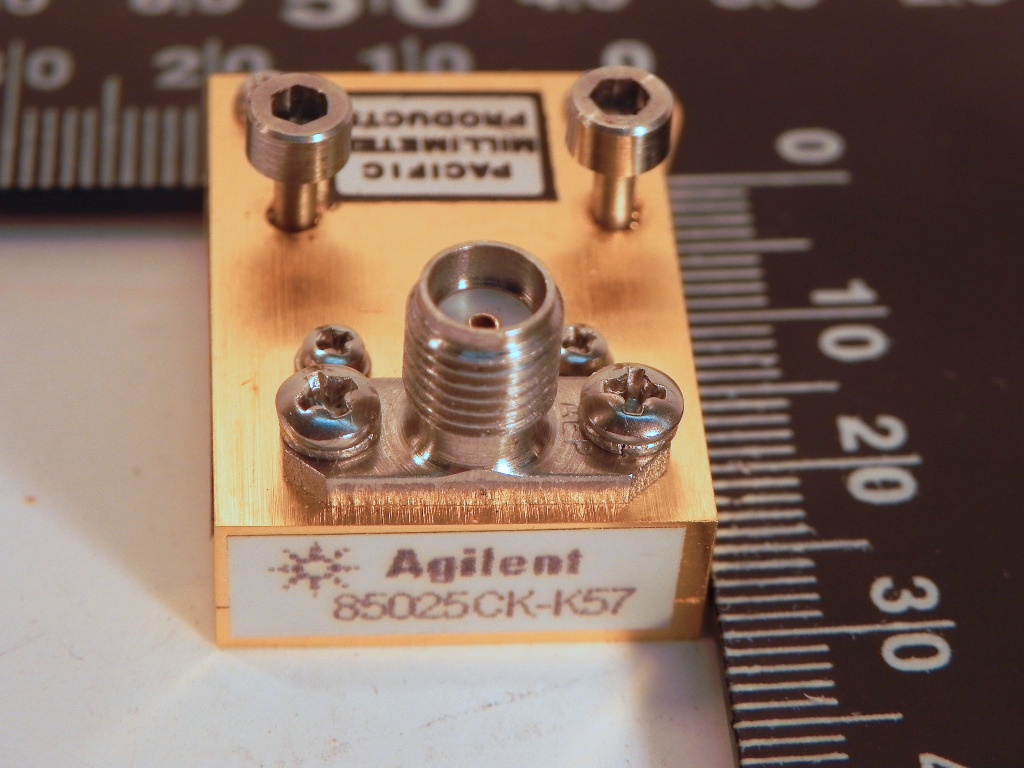 HP/Agilent 85025CK Waveguide Detector Adapter, 50 – 75 GHz Includes Option K57