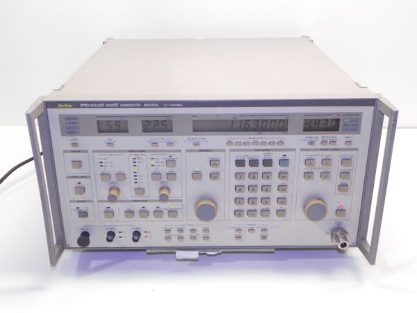 Anritsu MG655A Synthesized Signal Generator, 100 kHz to 1.3 GHz