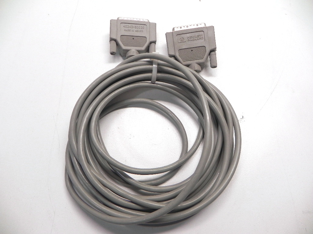 5 m HP 40242-60020 DB25M à DB25M Câble série 16 Ft environ 4.88 m 4 Actif épingles 