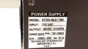 Power supply with 48V, 31A output for industrial applications.
