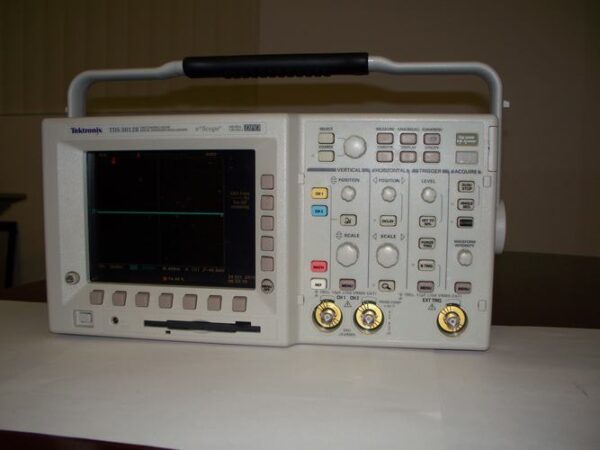 Tektronix TDS3012B Digital Phosphor Oscilloscope
