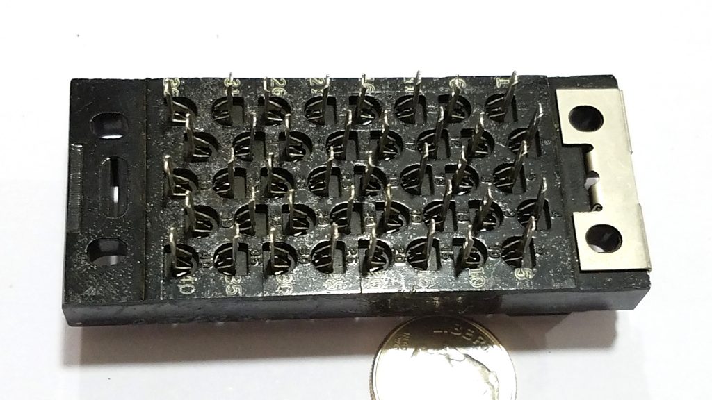 Honeywell 16738582-002 Connector