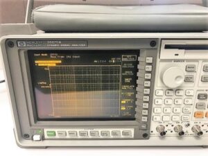HP/Agilent 35670A Dynamic Signal Analyzer w AY6/1D2/1C2 and  6' Cables