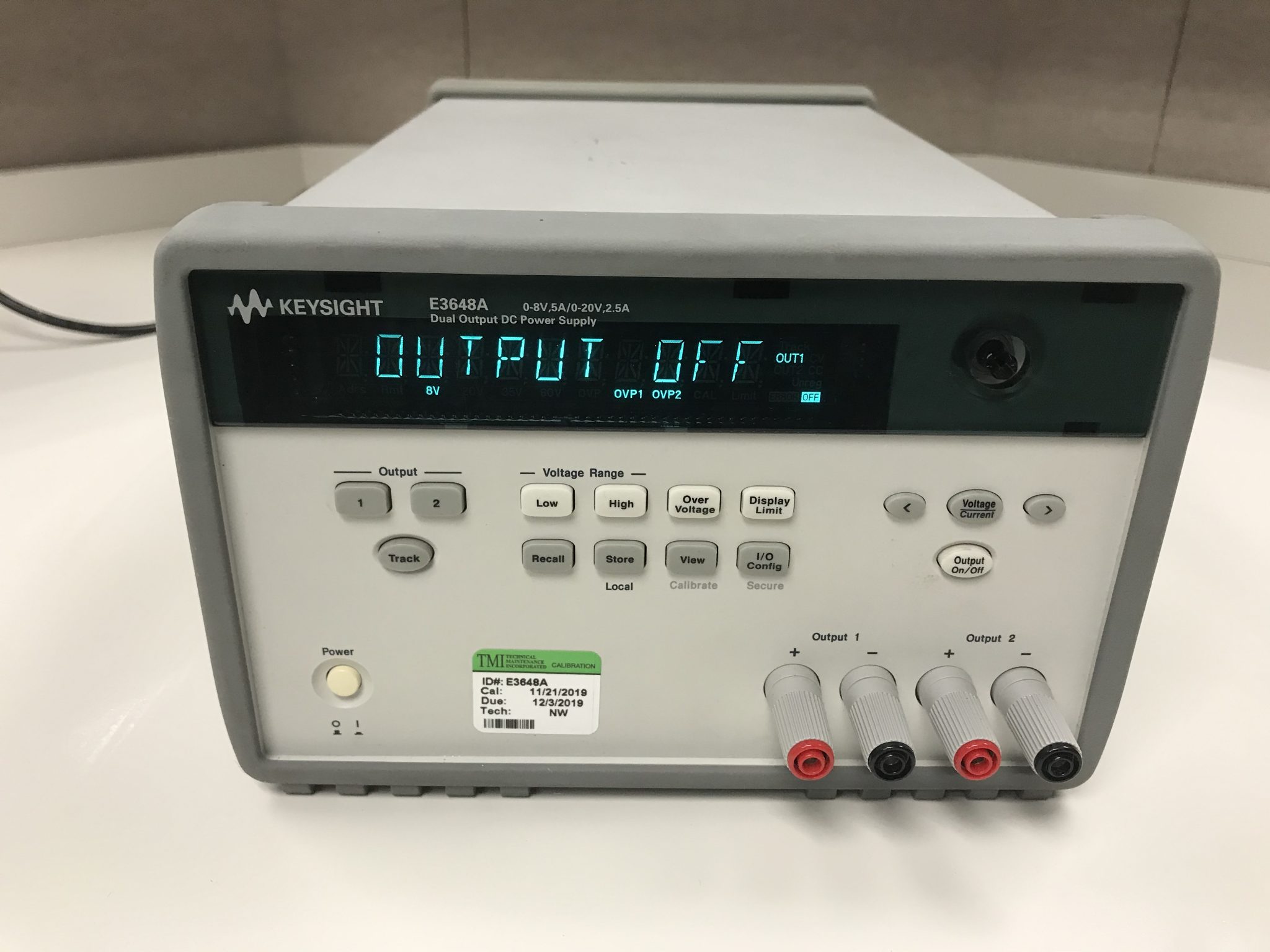 Keysight E3648A 100 W Dual Output Power Supply Two 8V, 5A or 20V, 2.5A