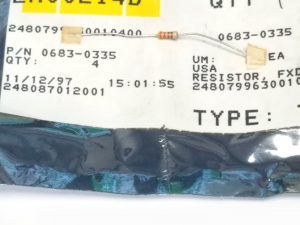 Keysight 0683-0335 Resistor-Fixed 3.3 Ohm +-5PCT 0.25W TC-400 carbon film THT