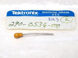 Tektronix 290-0536-00 CAP,FXD,TANT; 10UF,20%,25V;RADIAL,0.25 IN DIA X 0.50 IN L,0.1 IN LS
