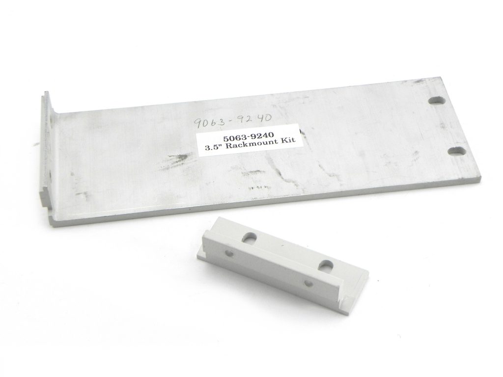 Agilent HP Keysight 5063-9240 Rackmount Adapter Kit 3.5" H Quartz Gray