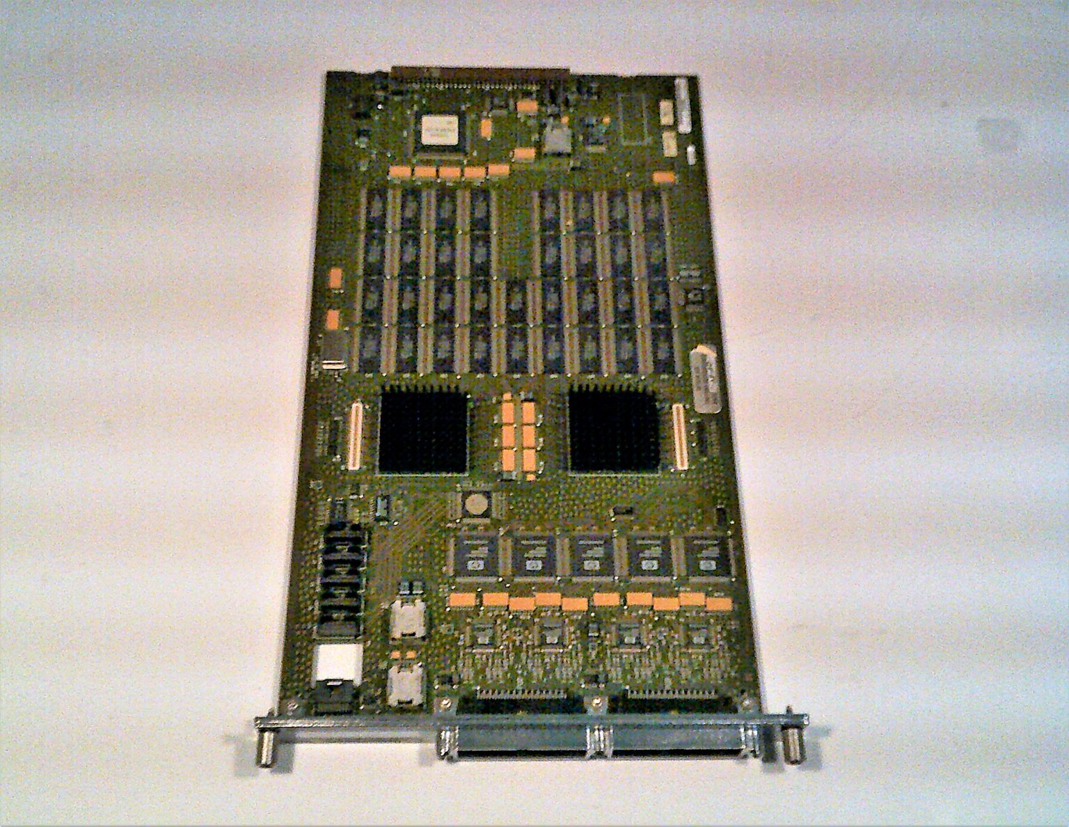 Keysight U4164A with Options U4201A/016/02G Logic Analyzer Module, 4 Gb