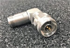 Frequency Anoison PA5151K N(m)-N(f) 90° 18 GHz adapter.