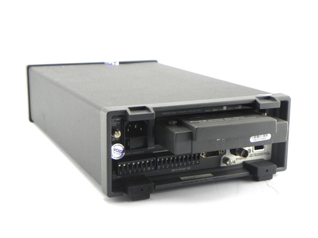 FLUKE 2645A (3)