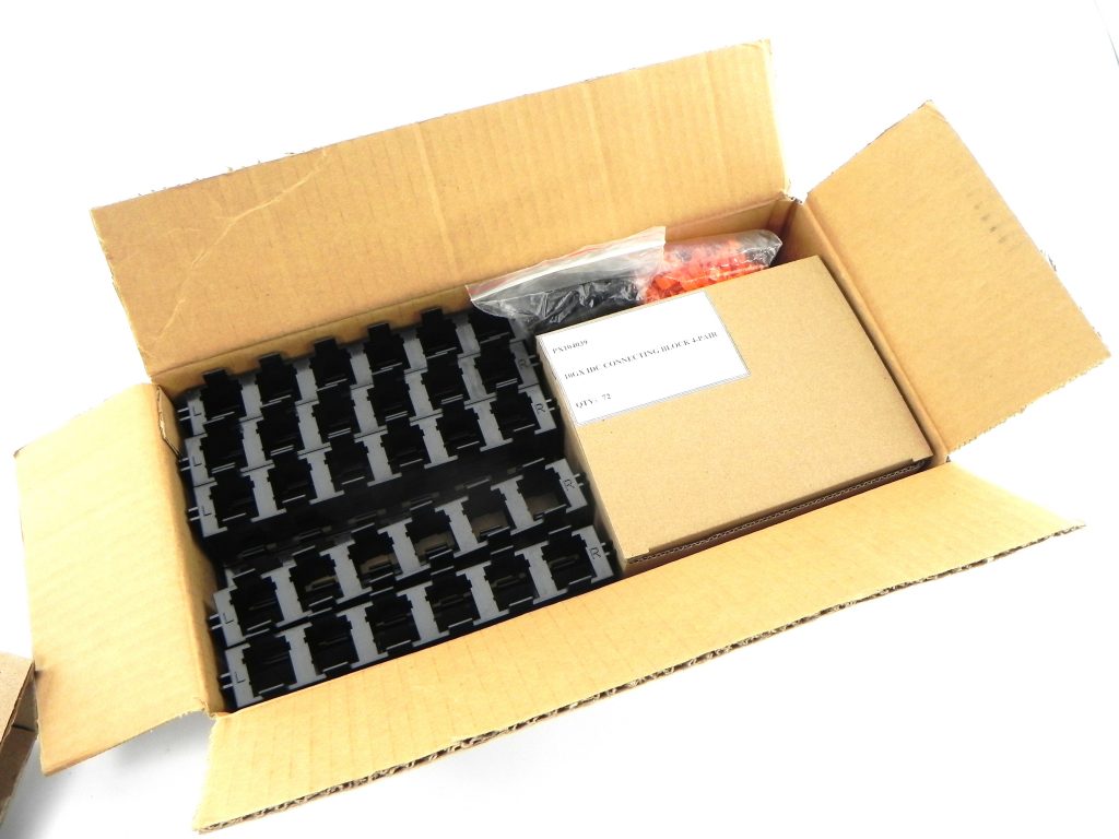 AX102674 (2)