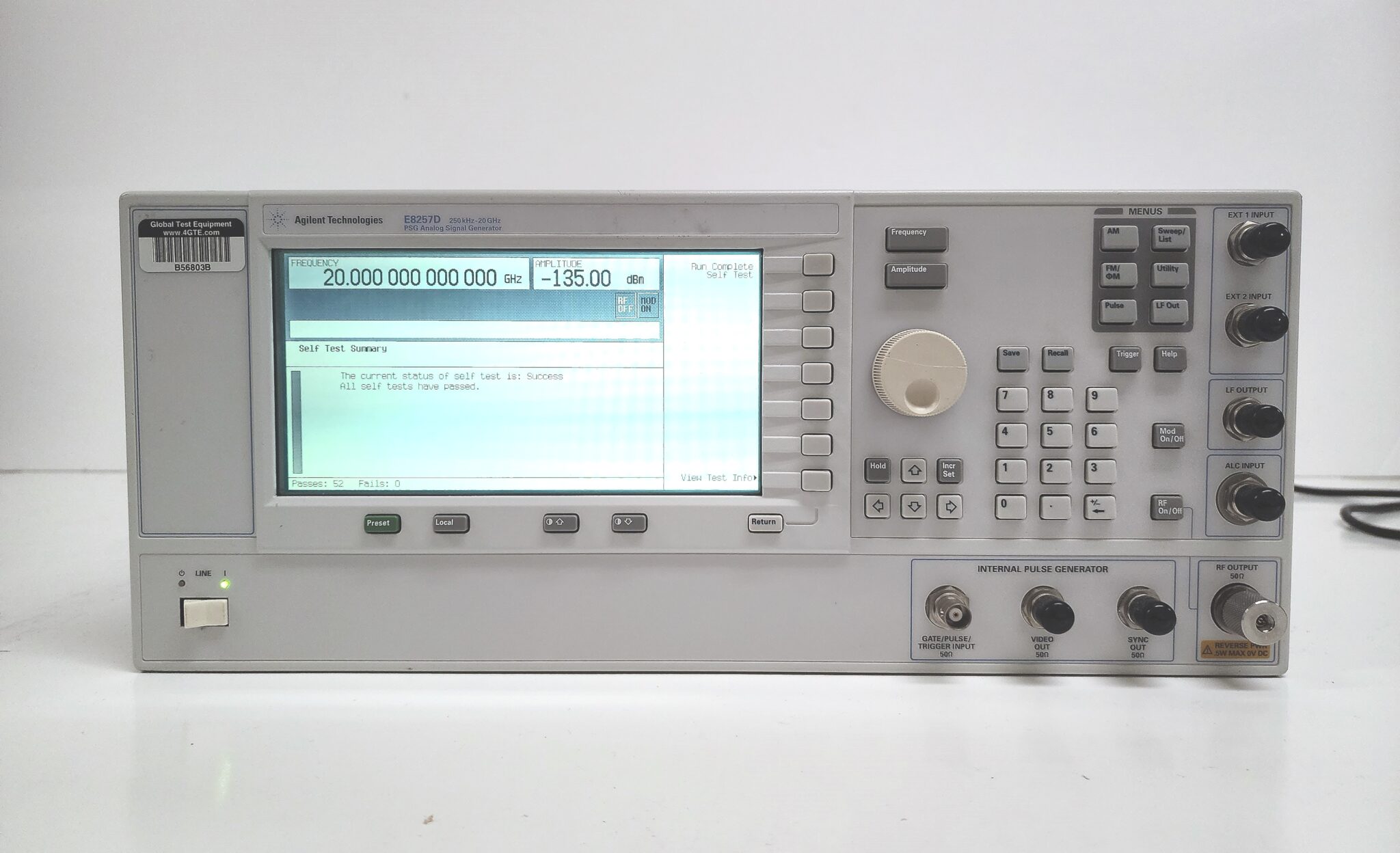 Keysight E8257D with Options 520/007/1E1/1EA/UNU/UNX PSG Analog Signal