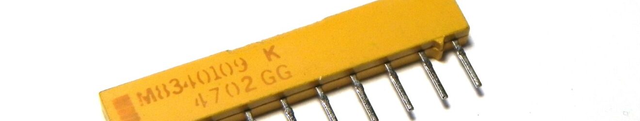Vishay M8340109K4702GG Lot of 135, Resistor Thick Film Network 47K Ohm 2% 0.6W Ã‚Â±100ppm/Ã‚Â°C ISOL Molded 10-Pin SIP Pin Thru-Hole