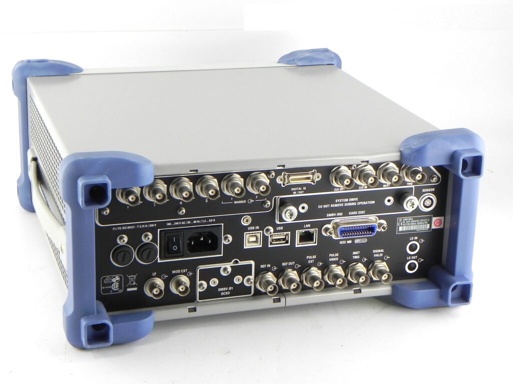 9 kHz to 3 GHz. Includes options B1/B10/B92/B103/K40/K42/K55
