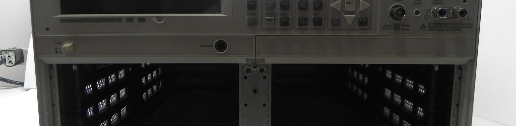 Keysight E5270A Parametric Measurement Mainframe, 8-slot