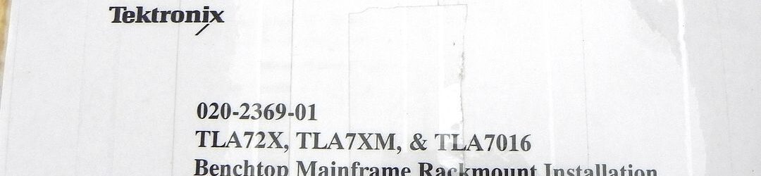 Tektronix 020-2369-01 Benchtop Mainframe Rackmount for TLA72XM,TLA7XM & TLA7016